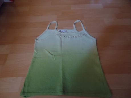  pekné tielko so svetríkom, l