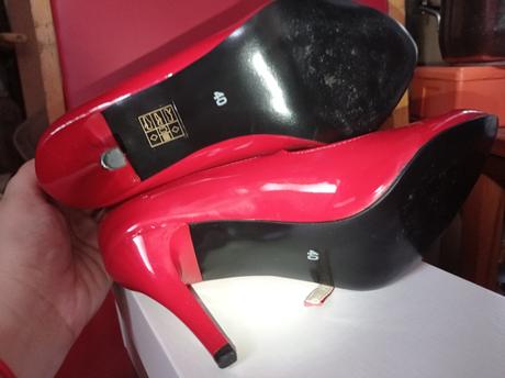 Červené topánky zn. eva kvalitne nove, 40