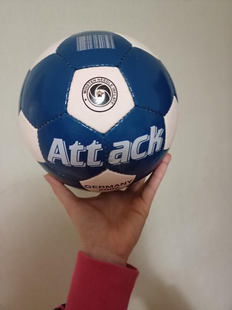Futbalová lopta attack 2006, 