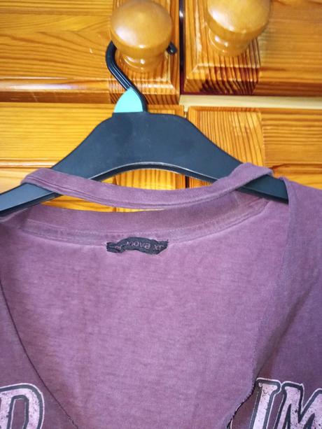 Zaujimave tricko s výstrihom a snurkou okolo krku, terranova,s