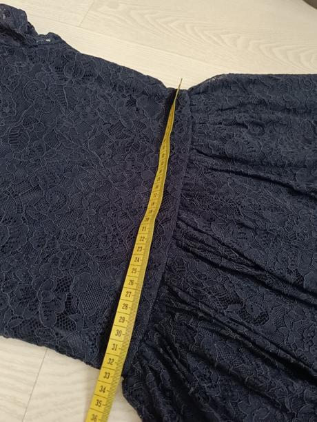 Tmavomodré krajkove šaty, pepco,158