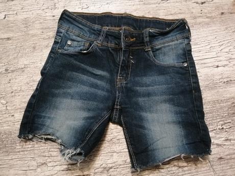 Potrhané riflové kraťasky veľ. 140, 140