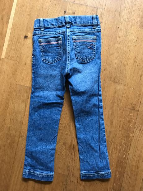 Krasne nohavice, lupilu,104