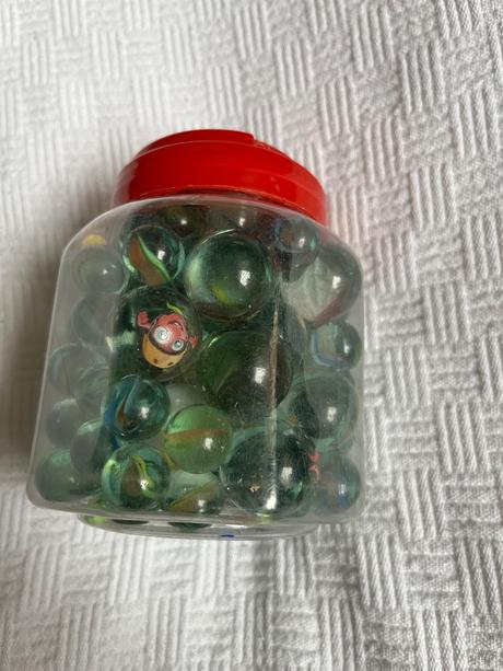 Sklenené guľôčky, 