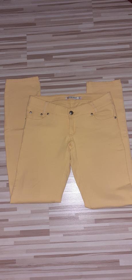 Žlté rifle, glo-story,s