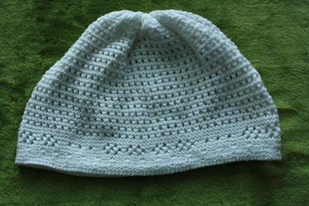 Ľahká čiapočka, 74