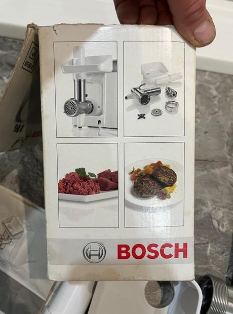 Mlynček bosch mum 2-4 na kuchynský robot, bosch