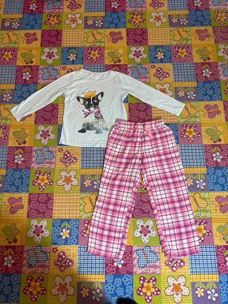 Pyžamko, lupilu,110