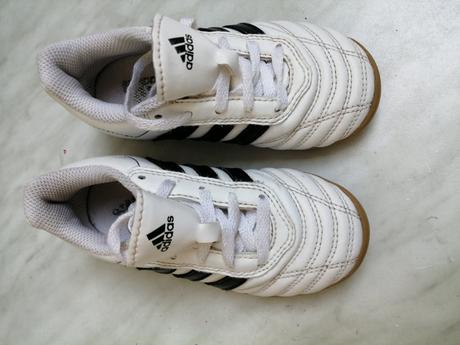 Botasky pre chlapcov znackove adidas biele vel. 27, adidas,27
