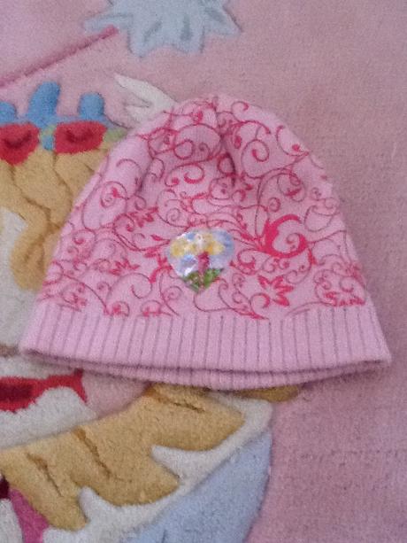 Čiapočka disney , disney,110