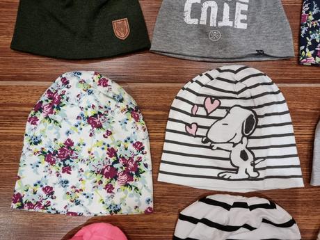 Čiapky, reserved,140