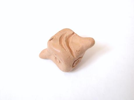 Ručne robená hlinená korálka,