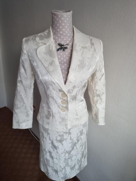 Maslový sukňový kostým 38/40, m