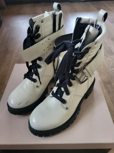 Predám krásne poltopánky značky twinset, 36