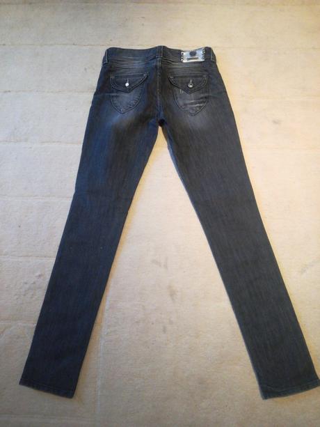 Damske rifle guess, guess,26