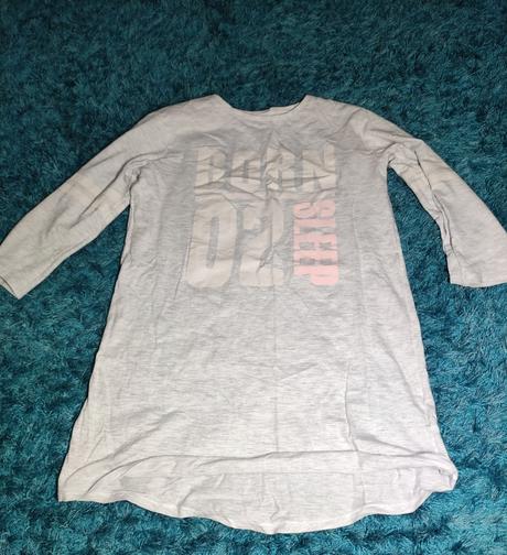 Nočná košeľa, 152