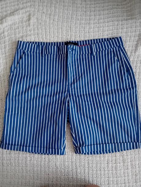 Dámske kratasi, reserved,xl