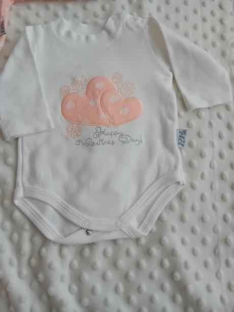 3 dielna suprava, 56