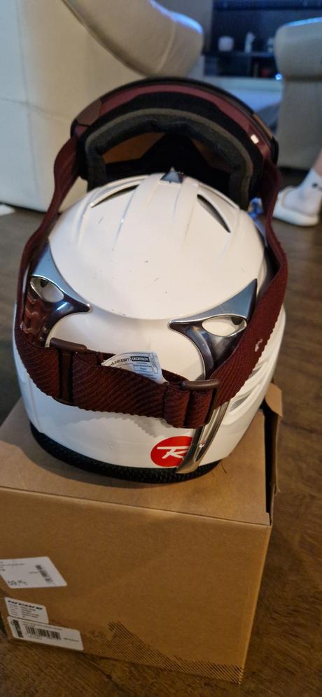 Lyziarska prilba, rossignol,s