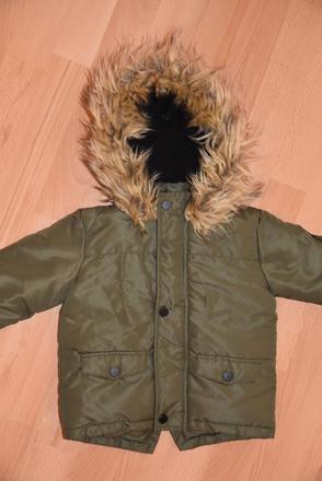 Zimná bundička s kožušinkou, sinsay,68