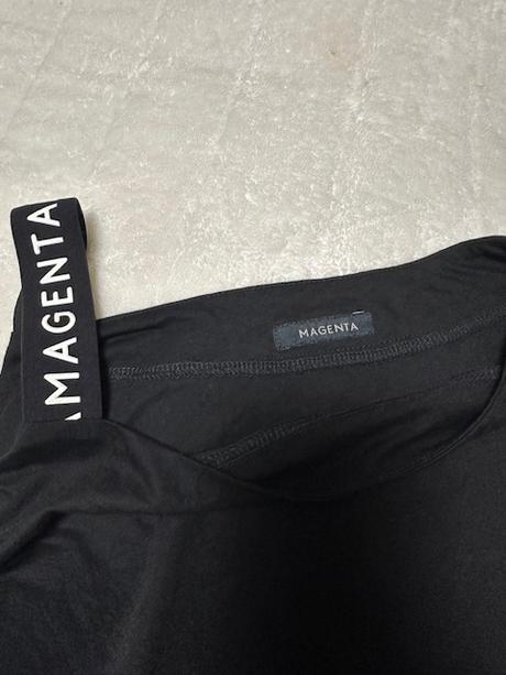 Čierne letné šaty na uviazanie v páse magenta, l