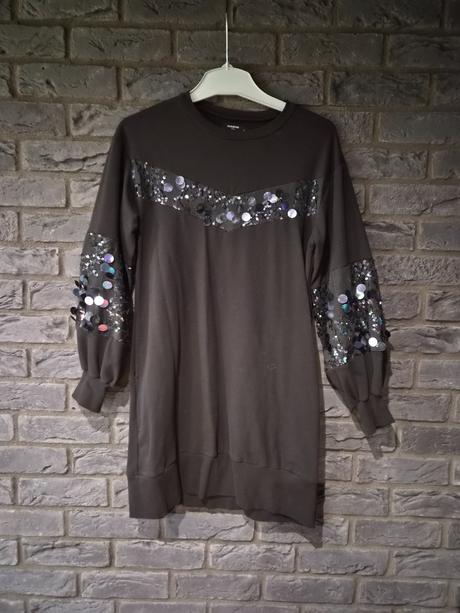 Dlha mikina, reserved,m
