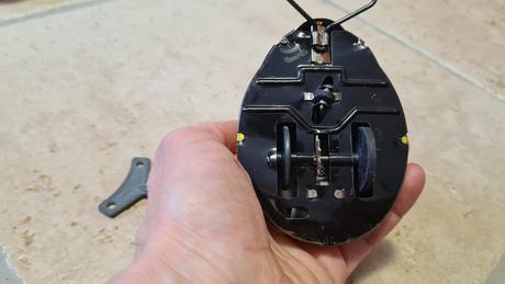 Zachovalý stav - 11 cm na kľúčik retro štýl, 