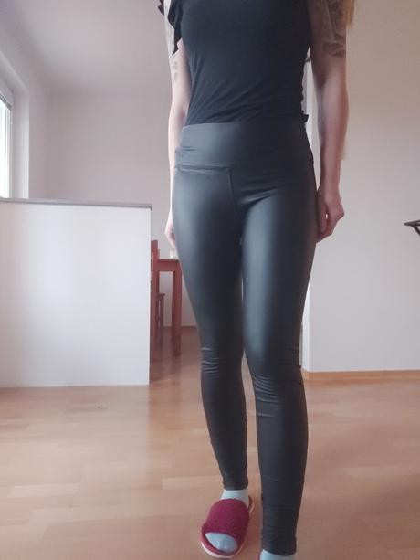 Čierne zateplené legíny., s