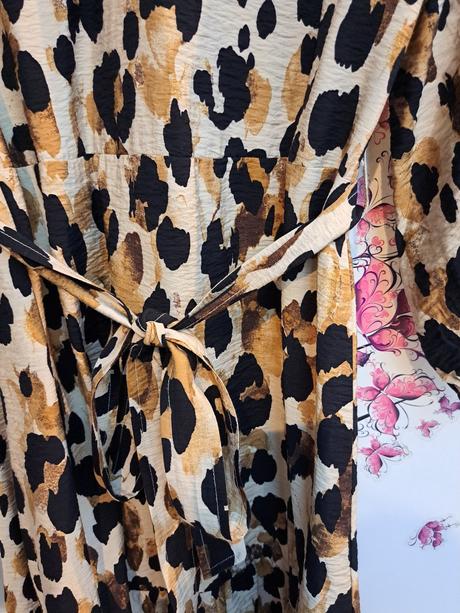 Šaty tigrové, f&f,48