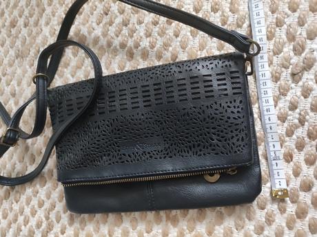 Malá kožená kabelka,