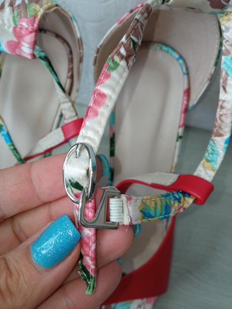 Dámske sandále, 38