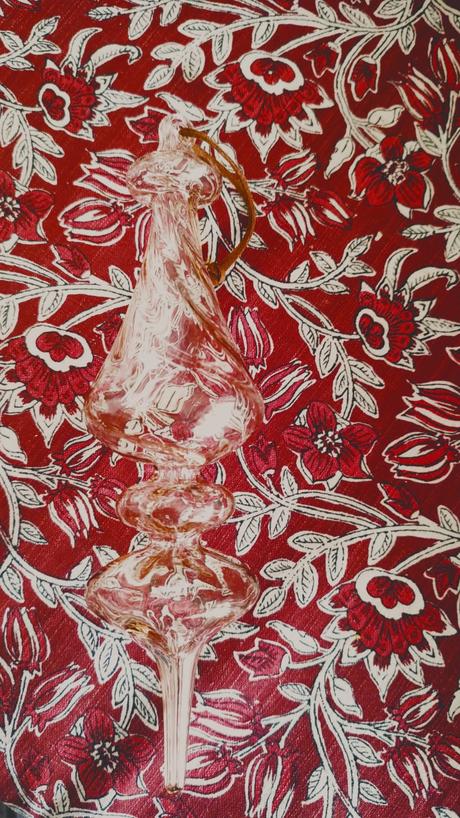 Priesvitná ozdobka,