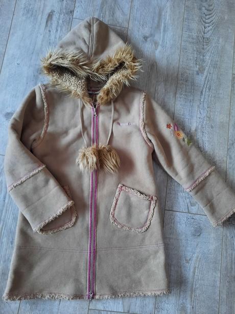 Krásna zimná bunda, 116