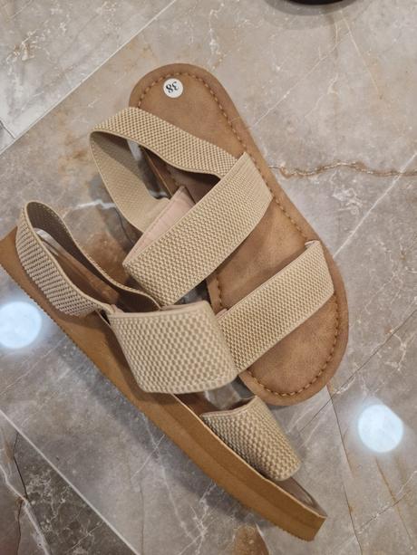 Balík letného oblečenia, s