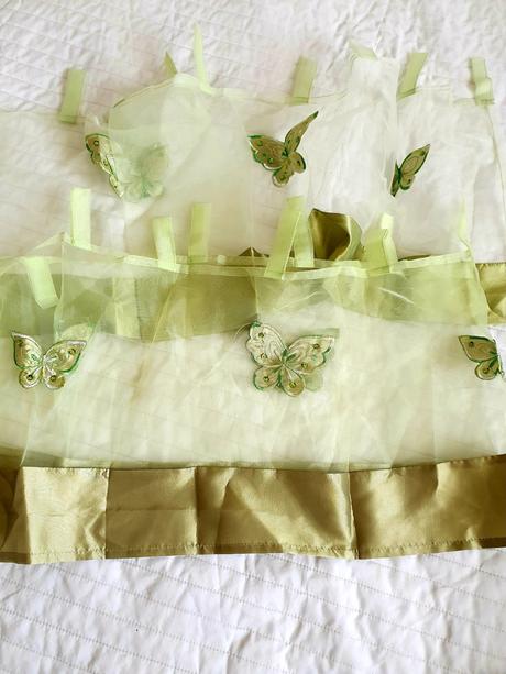 Záclona zelená 2ks z motýlikmi quelle,