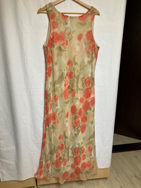 Dámske kvetované dlhé letné šaty na ramienka, l