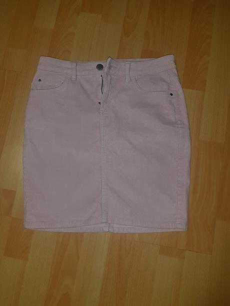 Menžestrova sukna, m