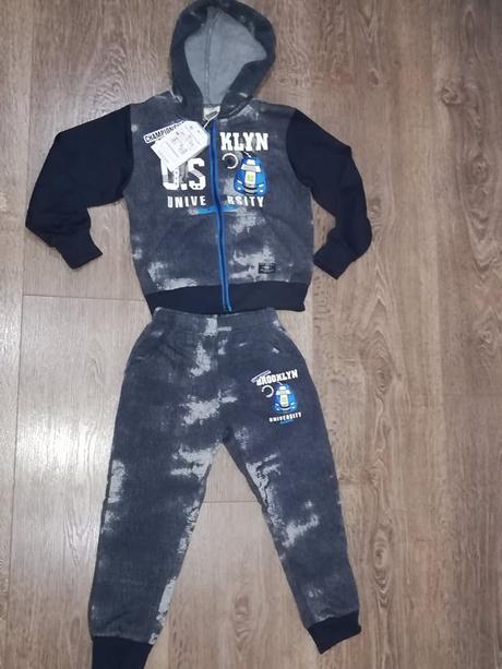 Chlapčenská súprava s visačkou, 98