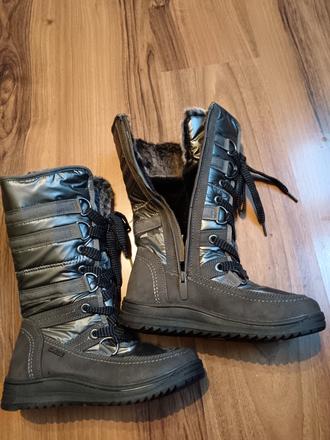 Teplučké nové čižmy, baťa,36