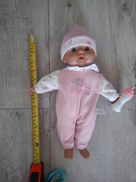 Babika babatko s flaskou, 