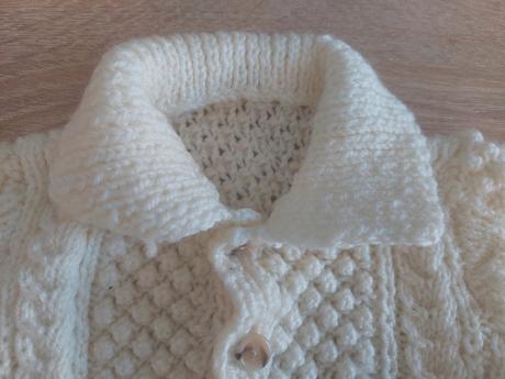 Ručne štrikovaný svetrík veľ.80-86, 80