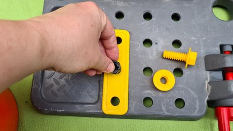 Stolík pre majstra, 