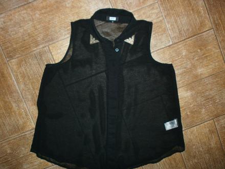 Čierna blúzka so zlatými ozdobami s/m, s