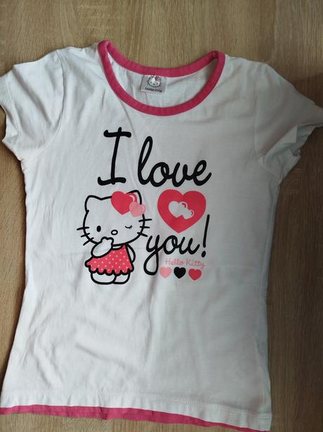 Pekné tričko 134/140, sanrio,134