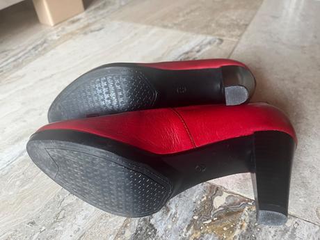 Červené kožené lodičky 37, lasocki,37