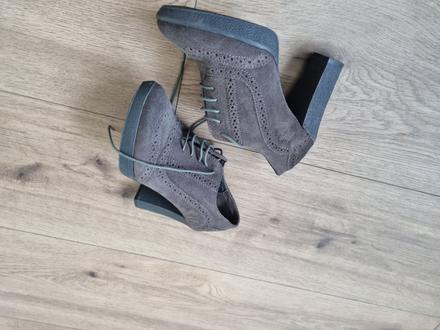 Kožené šnurovacie topánky 36, 36