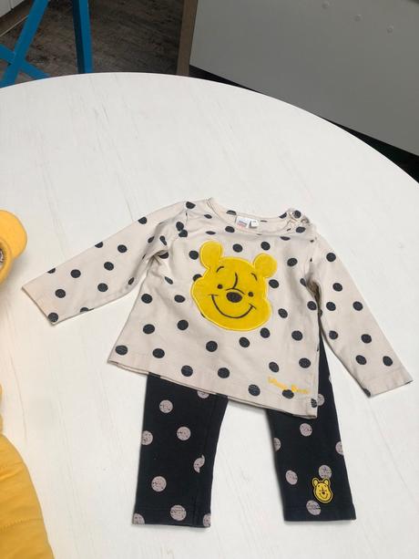 Vesta s trickom a leginami a ciapkou, disney,74