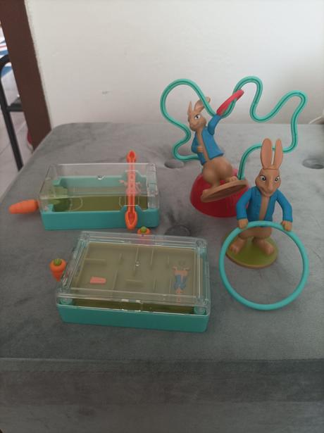 Hračky z macdonaldu, 