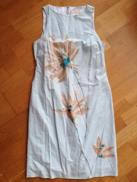 Bledomodré letne saty, 42