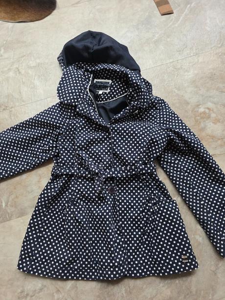 Modrobiely bodkovaný kabatik 116, 116